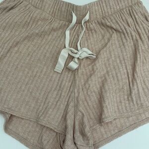 American Eagle Pink Lounge Shorts Size Small